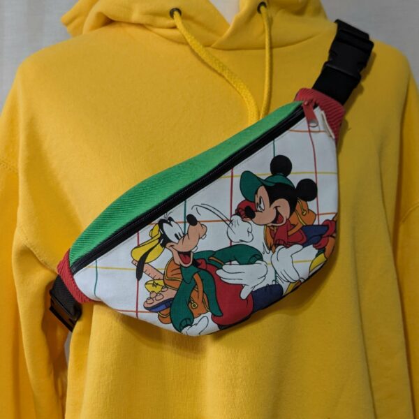 Sac banane - "Casquette & Baskets"