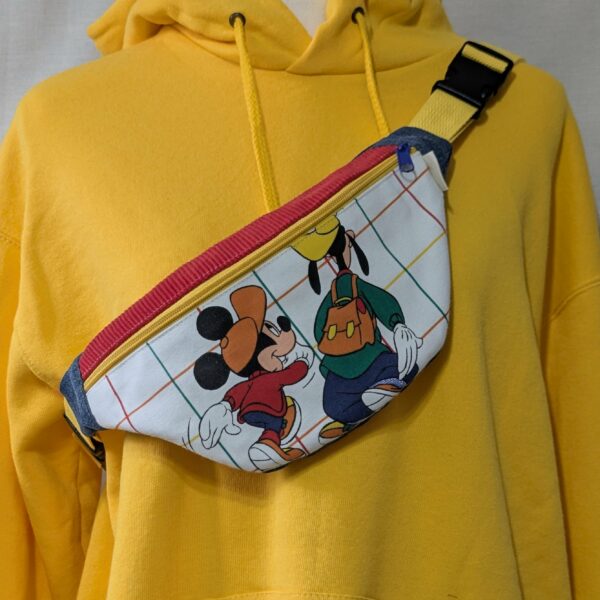 Sac banane - "Casquette & Baskets"