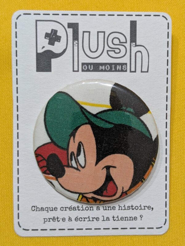 Badge - "Casquette & Baskets"